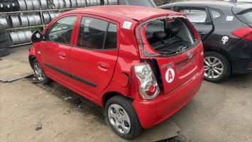 Foto pieza de coche